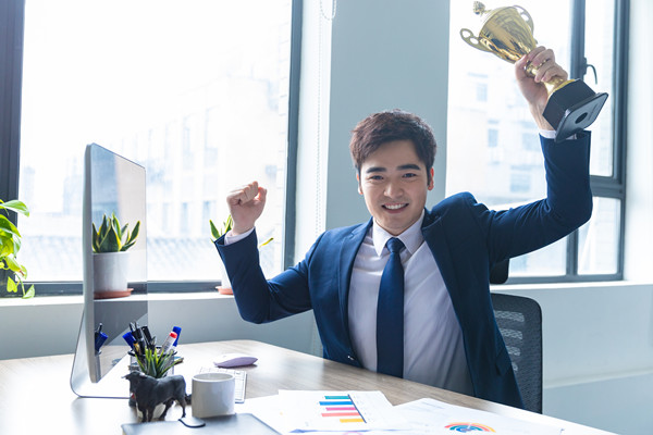 合理（lǐ）控製薪酬成本，提（tí）高企業利潤與員工福利水平