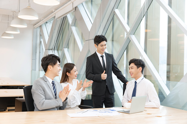 薪酬管理製（zhì）度透明度：提升員工（gōng）公平感、工作積極性