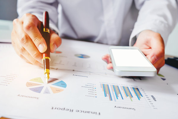 績（jì）效激勵：以績效為（wéi）驅動，激發員工創新力