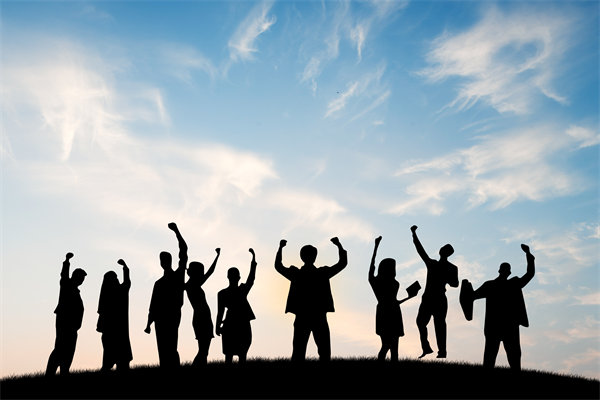 如何設計競爭力強的薪酬體係吸引並留住頂尖人（rén）才？