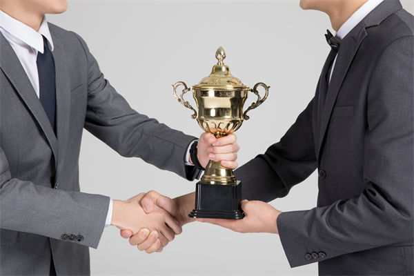 在薪酬談（tán）判中（zhōng），如何把握員工的心理預期和企業底（dǐ）線？