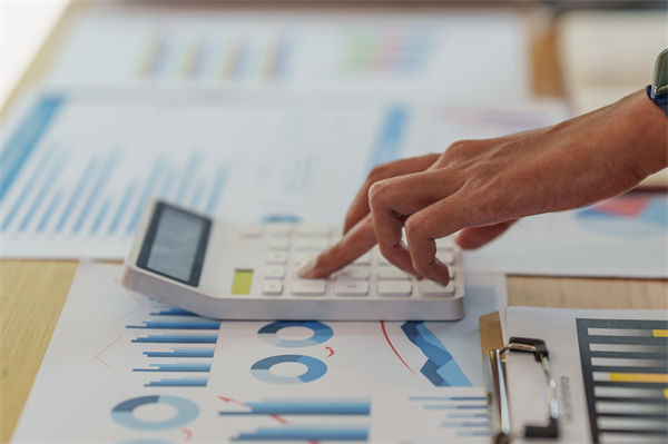 執行與預算嚴重脫節（jiē），企業如何構建動態監控與調整機製？