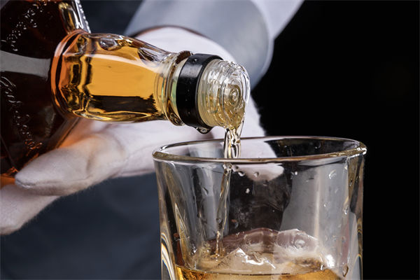 企業預（yù）算管理分析：36歲博士生偷（tōu）稅1200多萬獲刑5年