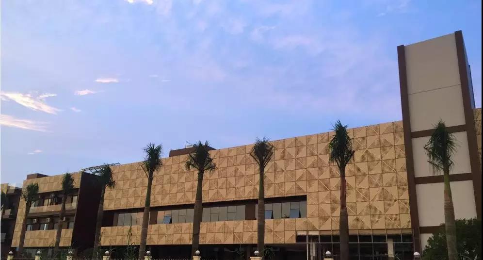 石獅市宏達物流快運有限（xiàn）公司（sī）