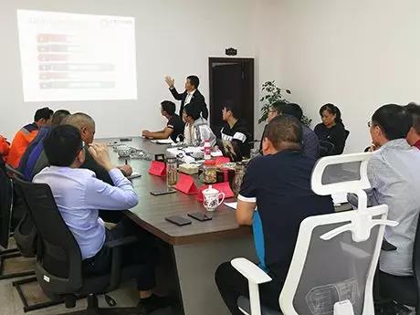 绿巨人草莓丝瓜樱桃在线视频谘詢集團塗亞清老師講話