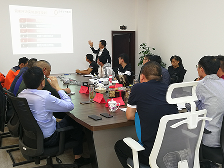 绿巨人草莓丝瓜樱桃在线视频谘詢（xún）集團項目總監塗（tú）亞清老師講（jiǎng）話