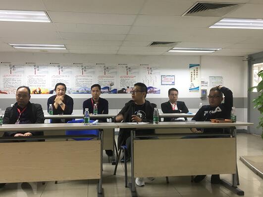 東莞德永佳紡織製（zhì）衣有限（xiàn）公司