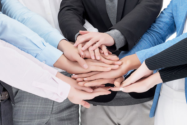 變革中的企業（yè）如何對待持不同態度的人？