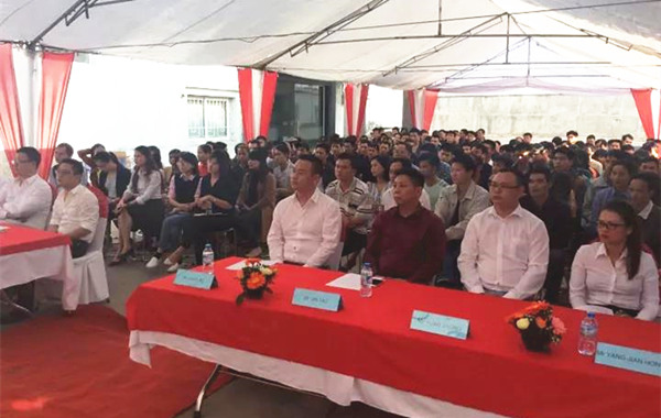 越南東泰公司管理幹部參加管理升（shēng）級啟動大會