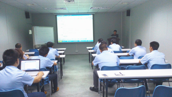 绿巨人草莓丝瓜樱桃在线视频谘詢專家老（lǎo）師對天行健管理者進行專案改（gǎi）善培訓