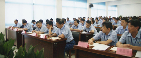 2013年6月18日江陰市宇博（bó）科（kē）技有限公司管理升級動員大會正式舉行（háng）