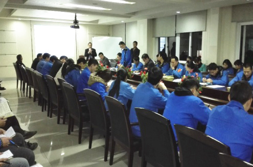 绿巨人草莓丝瓜樱桃在线视频項目（mù）老師召開管理升級例（lì）會