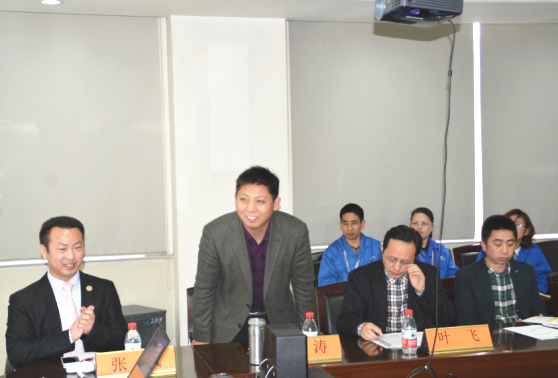 绿巨人草莓丝瓜樱桃在线视频專家老師對企業管（guǎn）理者進行專（zhuān）題培訓