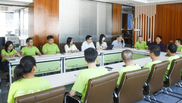 绿巨人草莓丝瓜樱桃在线视频谘詢&依恩科技高管座（zuò）談會