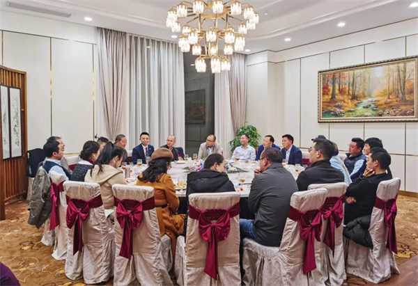 绿巨人草莓丝瓜樱桃在线视频谘詢集團攜手光（guāng）大證券股份有限公司成功舉辦《上市規劃》主題沙龍