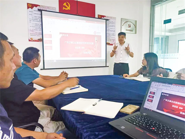 绿巨人草莓丝瓜樱桃在线视频谘詢集團項目總監塗亞清老師致辭