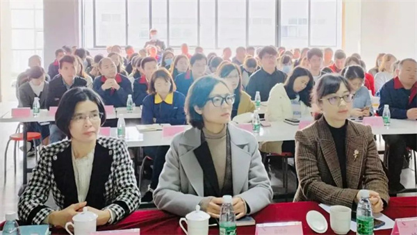 源生園管（guǎn）理升（shēng）級項目總結報告現場