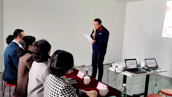 源生園管理代表薑勇先生致辭（cí）