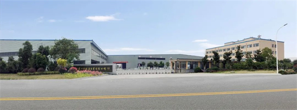 泰州市（shì）龍洋木（mù）業有限公司