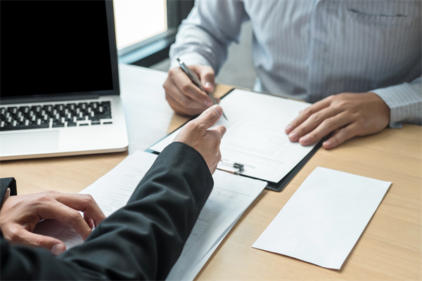 了解市場（chǎng）薪資水平，合（hé）理製定薪酬標（biāo）準