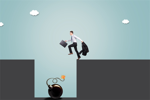 集團管控谘詢公司（sī）：風險（xiǎn）識（shí）別與監控