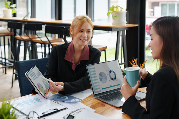 預算控製：嚴格控製預算，降低成本