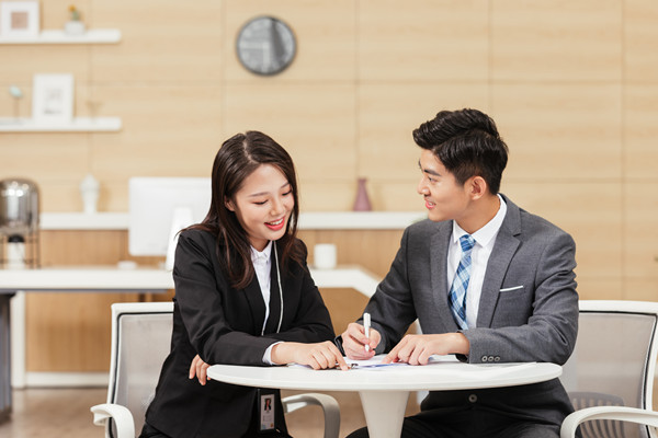 人（rén）力（lì）資源數據分析與應（yīng）用：未來趨勢與優化策略的關鍵