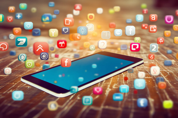 品牌傳播：多渠道推廣（guǎng），讓品牌聲音無處不（bú）在