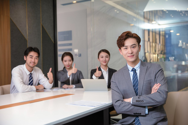 人（rén）力資（zī）源戰（zhàn）略規劃：與企業戰（zhàn）略目標相協同的關鍵步驟