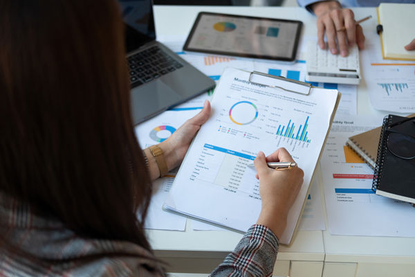 預算考核谘詢：設計考核體係（xì），提升企（qǐ）業（yè）預算管理效果