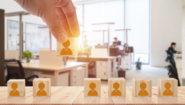 年度人才發展計劃：以人為本，共建（jiàn）共享