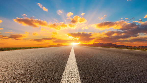 組織決（jué）策與領導（dǎo）力：引領（lǐng）企業創新與發展