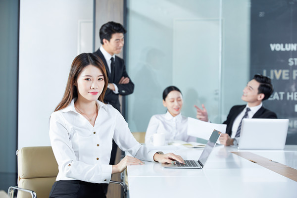 年度經營計劃：聚焦核心業務，提（tí）升核心競爭（zhēng）力