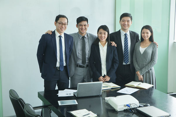 多元化團隊的（de）績效管理：適應多元化環境，促進團隊和諧