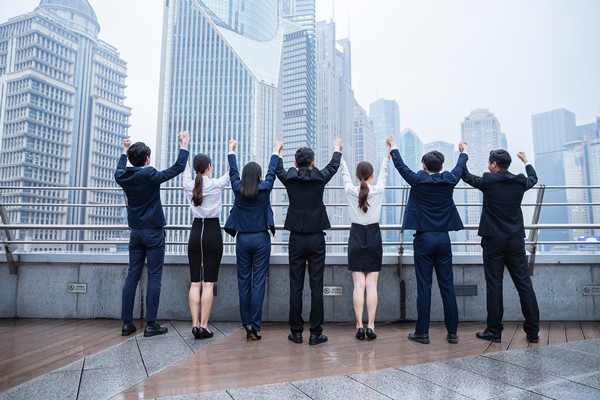 以人為本：人力資源管（guǎn）理的新視角（jiǎo）與實踐