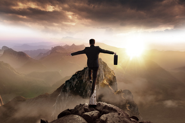 集團管（guǎn）控：建立風險防範（fàn）機製，確保企業（yè）穩健發展