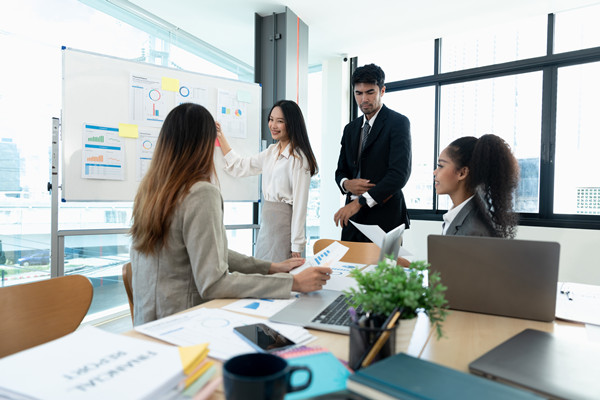 供應（yīng）鏈金融：創新金融（róng）服務，促進供應鏈（liàn）健康（kāng）發展