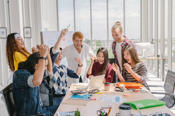 集團管控（kòng）的挑（tiāo）戰與機遇：應對全球化市場的（de）策略與實踐（jiàn）