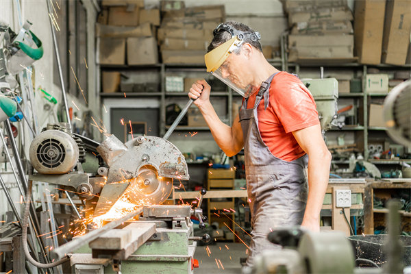 精（jīng）益生產：優化生產流程，提升產品質量與效益（yì）