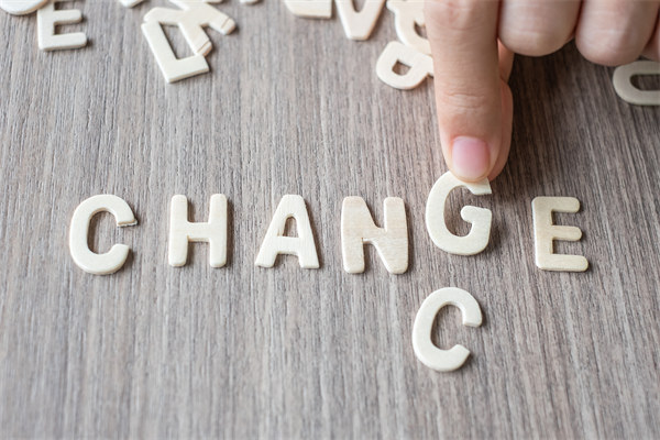 創新企業管理（lǐ）模式（shì），引領行業變革，塑造品牌（pái）力量