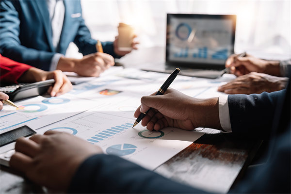 強化預算管理，實現成（chéng）本（běn）控製與（yǔ）效益最（zuì）大化