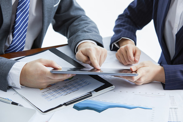 全球化背景下的集團管控（kòng）：策（cè）略與實踐的融合