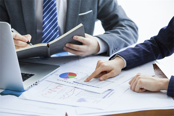 深（shēn）度（dù）挖掘薪酬績效數據（jù），優化企業資源配置（zhì）與決策