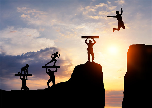 如何構（gòu）建高效能的（de）組織架構以驅動企業的業務發展？