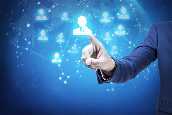 在戰略規劃實施中，如何確保資源有效配置與（yǔ）利用？