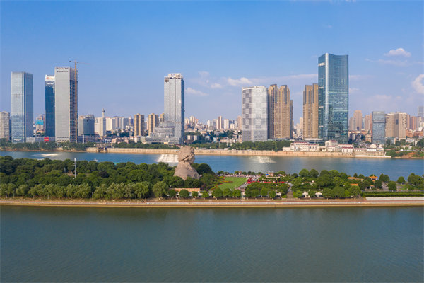 長（zhǎng）沙企（qǐ）業如何借管理谘詢突破發展瓶頸？