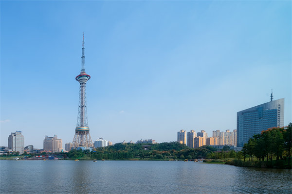 株洲管理谘詢公司如何幫助企（qǐ）業突破管理瓶頸？