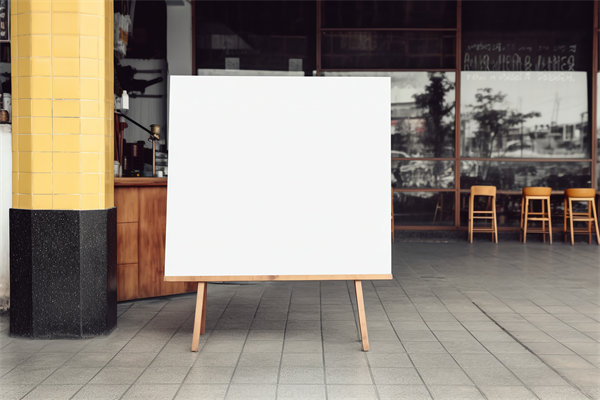 經濟全球化，如何調整年度經營計（jì）劃適應國際市場變化？