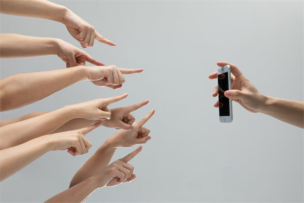 品牌危機公關：麵（miàn）對負麵輿論，如何有效（xiào）轉危為安？