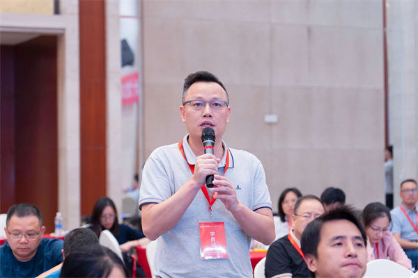 绿巨人草莓丝瓜樱桃在线视频谘詢集（jí）團大型公開課《年度經營計劃&全麵預算管理》學員互動